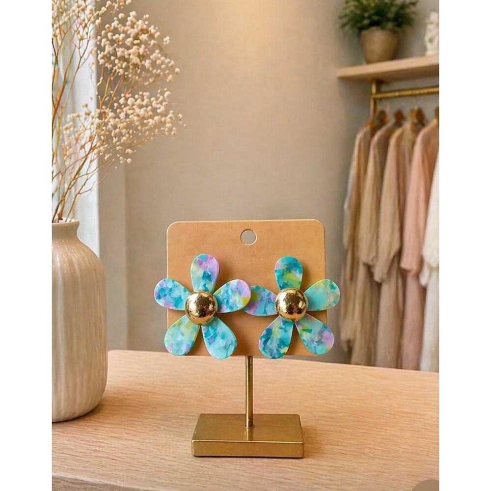 Colorful Flower Lucite Earrings New